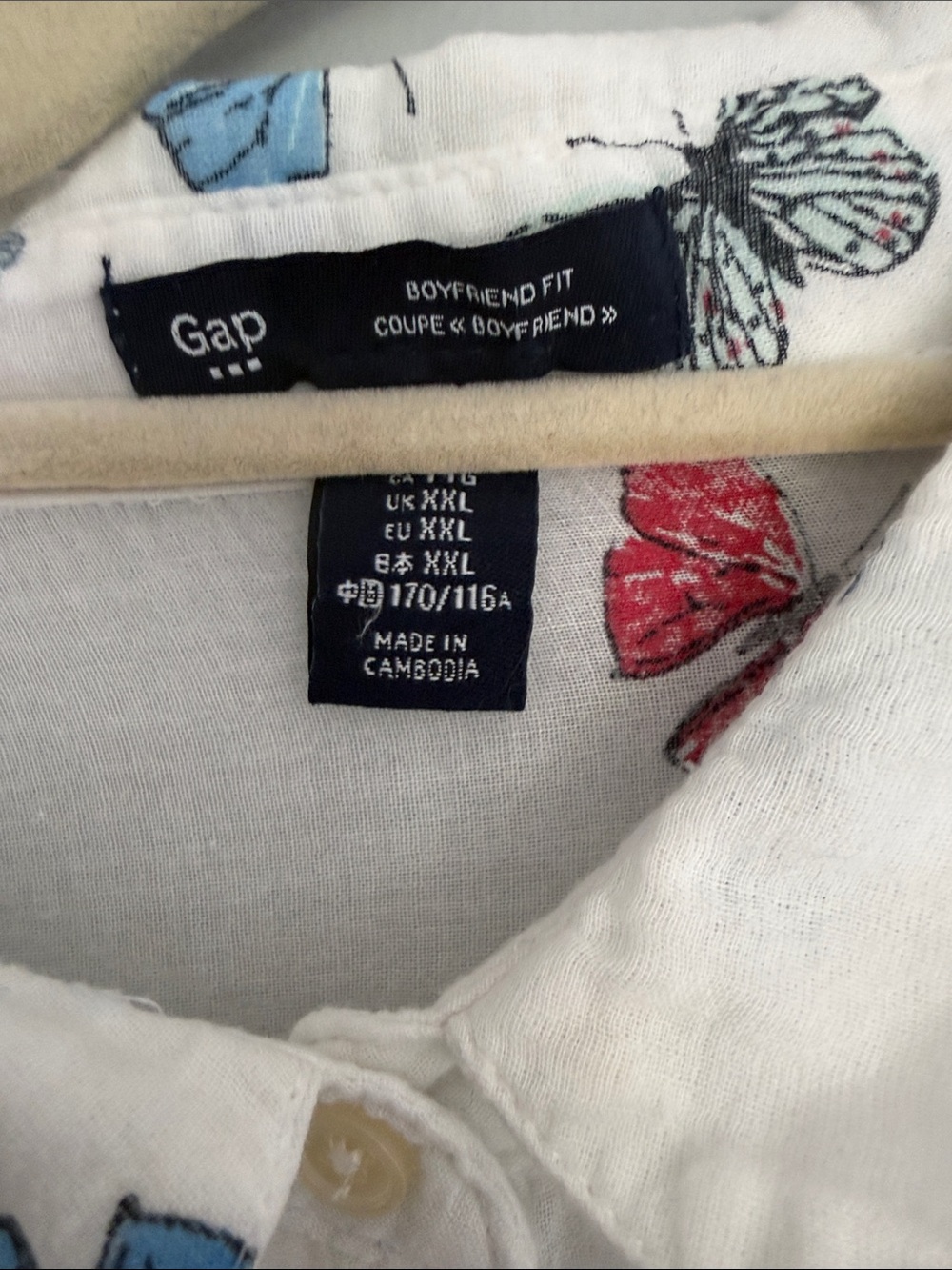 GAP White Button-Up Blouse with Multicolor Butterfly Print - Picture 2 of 6